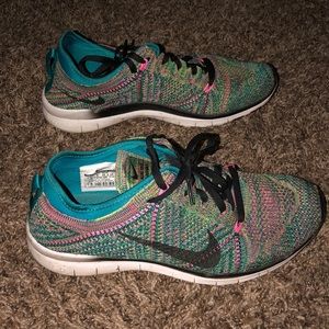 Nike free TR flykni7
